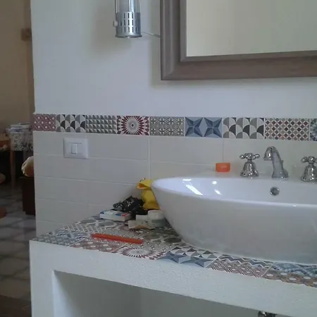 La Casa Di Titti E Jack Malfa (Salina)